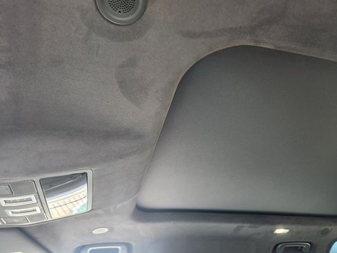 Certified 2025 Land Rover Defender 110 image 26