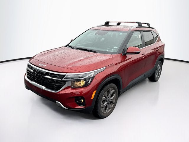 Certified 2024 Kia Seltos S AWD/4WD image 1