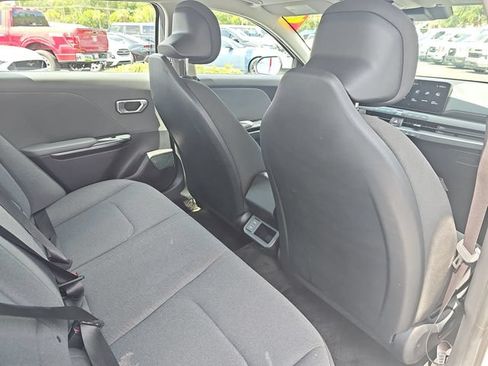 Used 2025 Kia K4 FWD image 11