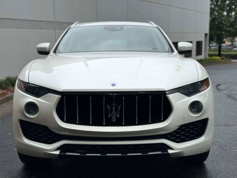 Used 2018 Maserati Levante S GranSport AWD/4WD image 12