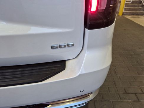Certified 2024 Cadillac Escalade Premium Luxury AWD/4WD image 10
