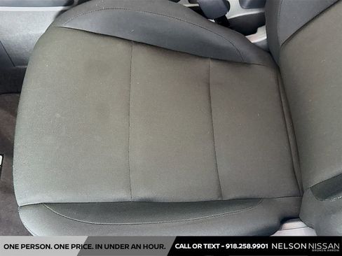 Certified 2025 Nissan Kicks Play S image 18