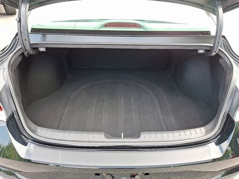 Used 2023 Hyundai Elantra SEL FWD image 28