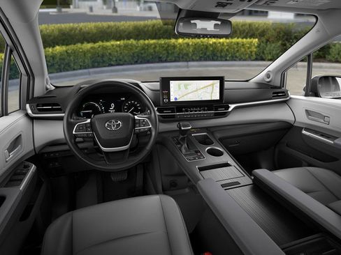 New 2026 Toyota Sienna XLE FWD image 19