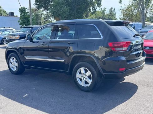 Used 2012 Jeep Grand Cherokee Laredo w/ Laredo E Group RWD image 16
