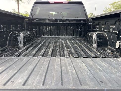 Used 2025 Chevrolet Silverado 1500 LT image 18