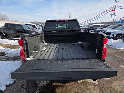 Used 2022 Chevrolet Silverado 3500 High Country w/ Safety Package II image 10