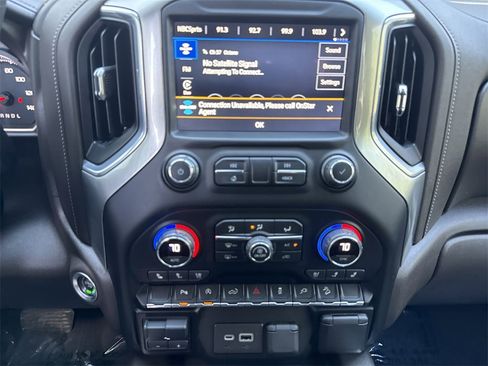 Used 2021 Chevrolet Silverado 1500 LTZ image 18