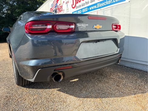 Used 2023 Chevrolet Camaro LT RWD image 19