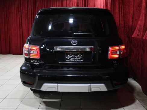 Used 2017 Nissan Armada SL w/ Interior Lighting Package RWD image 10