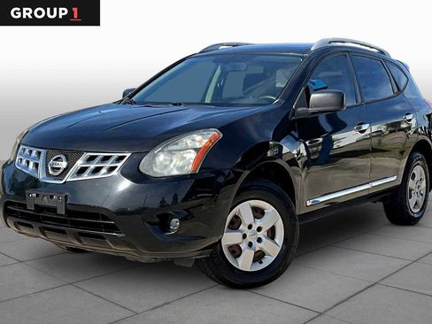 Used 2014 Nissan Rogue S w/ Convenience Package image 1