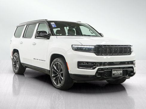 Used 2025 Jeep Grand Wagoneer Series II Obsidian w/ Quick Order Packagew 28T AWD/4WD image 7