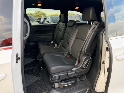 Used 2024 Honda Odyssey Sport image 6