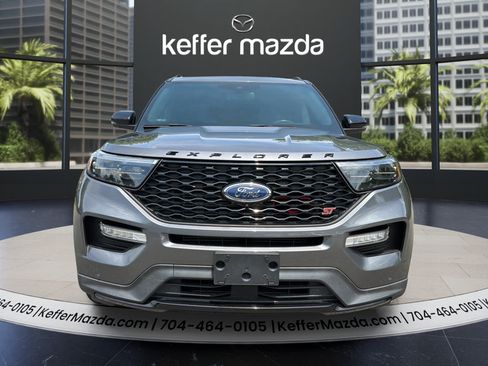 Used 2021 Ford Explorer ST w/ Equipment Group 401A AWD/4WD image 2