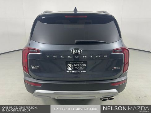 Used 2020 Kia Telluride S w/ S 8 Passenger Seating Package AWD/4WD image 7