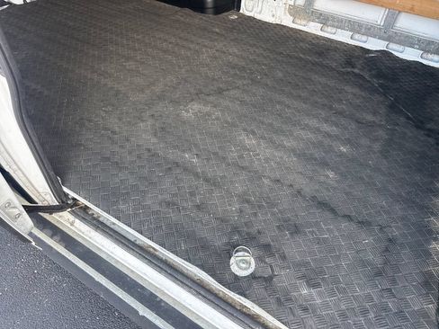 Used 2025 RAM ProMaster 2500 w/ U-Haul Equipment Group FWD image 20