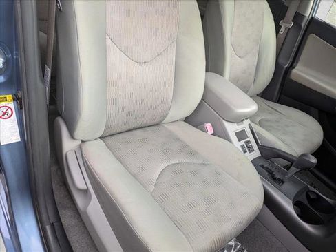 Used 2009 Toyota RAV4 2WD image 17