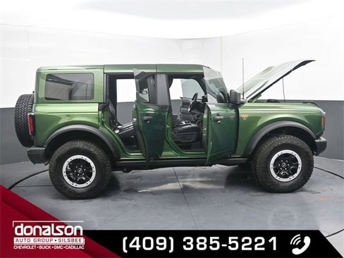 Used 2025 Ford Bronco Badlands w/ Sasquatch Package image 21