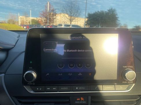 Used 2024 Nissan Altima 2.5 SR image 21