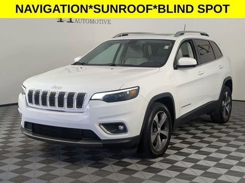 Used 2019 Jeep Cherokee Limited FWD image 4