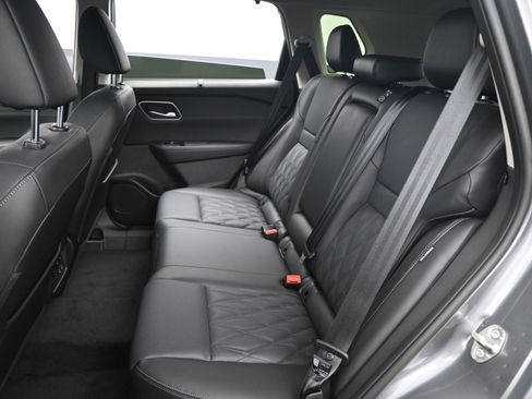 New 2026 Nissan Rogue Platinum w/ Platinum Premium Package image 12