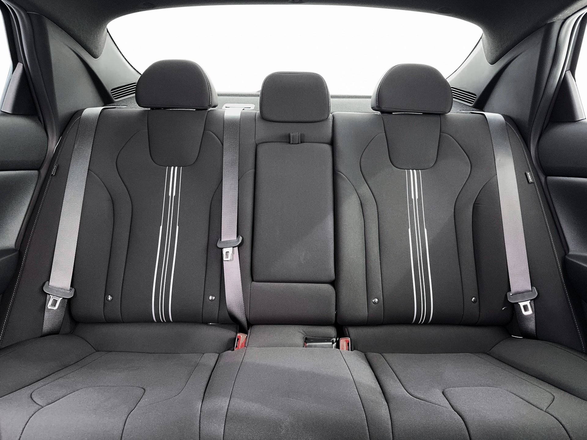New 2026 Hyundai Elantra SEL Sport FWD image 16