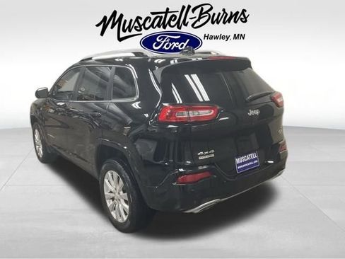 Used 2017 Jeep Cherokee Overland w/ Technology Group image 3