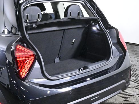 Certified 2025 MINI Cooper S FWD image 34