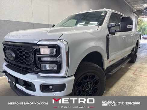 Used 2025 Ford F350 Lariat w/ Lariat Ultimate Package AWD/4WD image 1