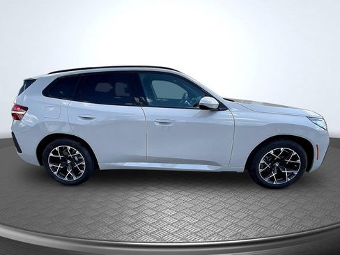 Used 2026 BMW X3 xDrive30i w/ M Sport Package AWD/4WD image 4