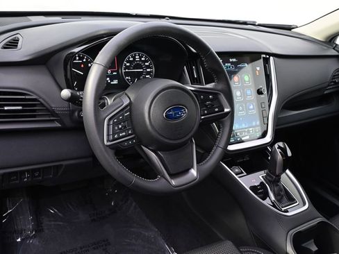 Used 2025 Subaru Outback Premium image 11