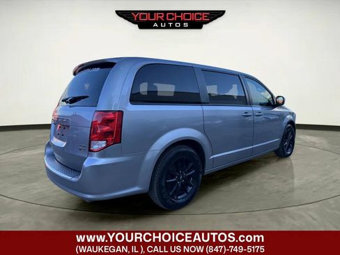 Used 2019 Dodge Grand Caravan GT FWD image 5