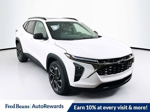 New 2026 Chevrolet Trax RS w/ Sunroof Package image 1