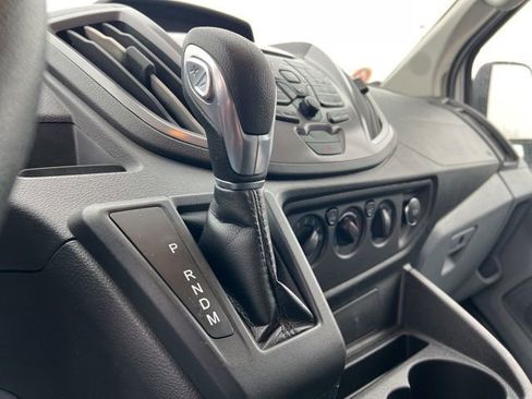 Used 2019 Ford Transit 350 XLT image 21