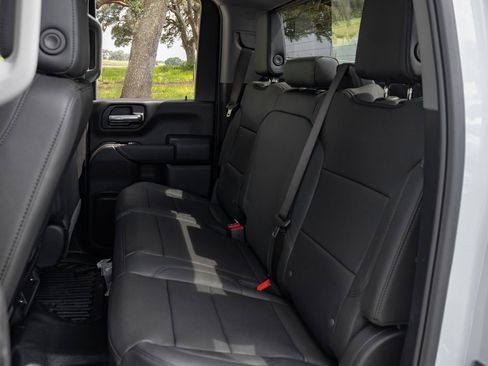 New 2024 GMC Sierra 3500 Pro w/ Convenience Package image 14