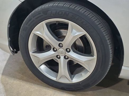 Used 2012 Toyota Venza Limited image 41