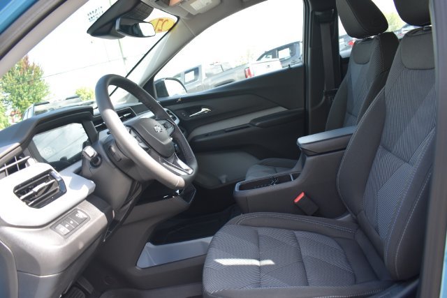 New 2027 Chevrolet Bolt LT w/ Comfort Package FWD image 22