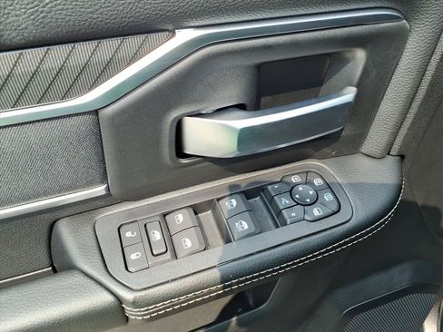 New 2026 RAM 2500 Big Horn AWD/4WD image 20