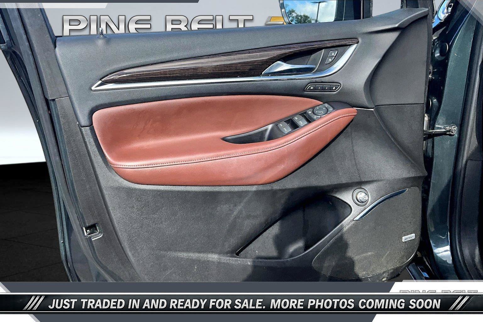 Used 2019 Buick Enclave Avenir w/ Avenir Technology Package FWD image 17