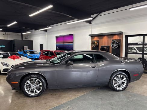 Used 2020 Dodge Challenger SXT w/ Cold Weather Group image 4