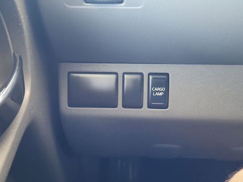 Used 2021 Nissan Frontier S image 21