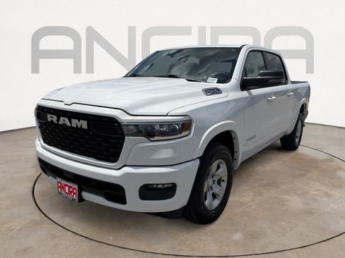 Used 2025 RAM 1500 Big Horn AWD/4WD image 6