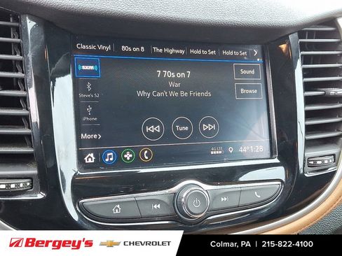 Certified 2020 Chevrolet Trax LT w/ Driver Confidence Package image 18