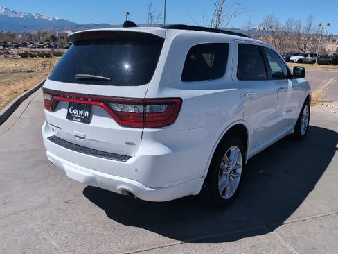 Used 2024 Dodge Durango GT image 8