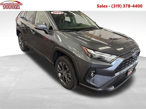 Certified 2023 Toyota RAV4 XLE Premium image 9