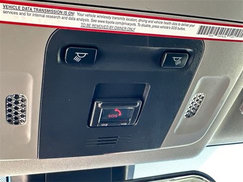 Used 2021 Toyota Camry LE image 30