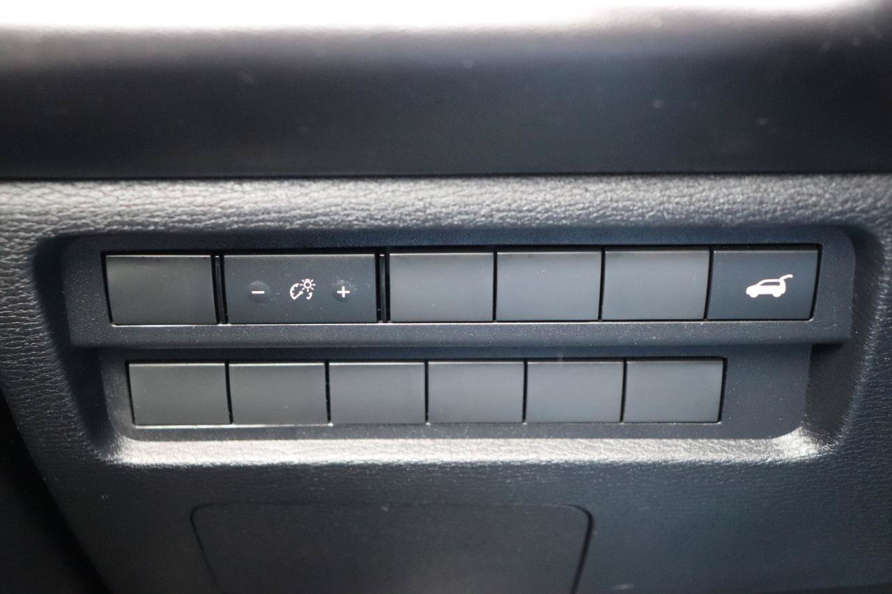 Used 2025 Mitsubishi Outlander SE FWD image 49