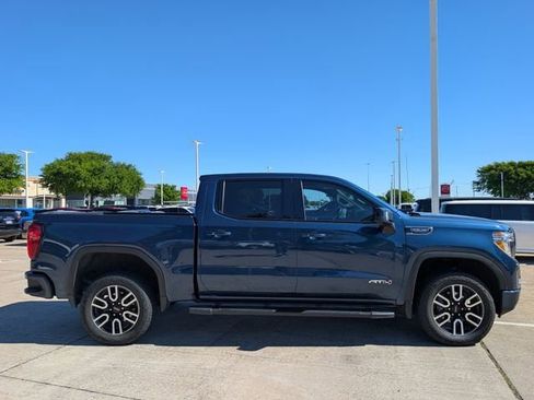 Used 2019 GMC Sierra 1500 AT4 w/ AT4 Premium Package image 3