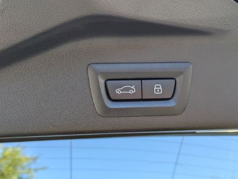 Used 2025 BMW X5 sDrive40i w/ Climate Comfort Package image 14