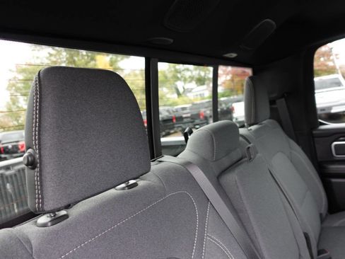Used 2022 RAM 1500 Big Horn image 30